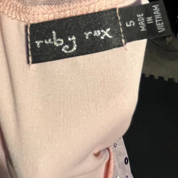 Ruby Rox Formal Dress - Picture 3 of 8